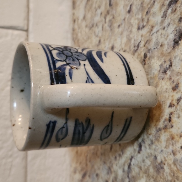 Stoneware Mug - Picture 4 of 7